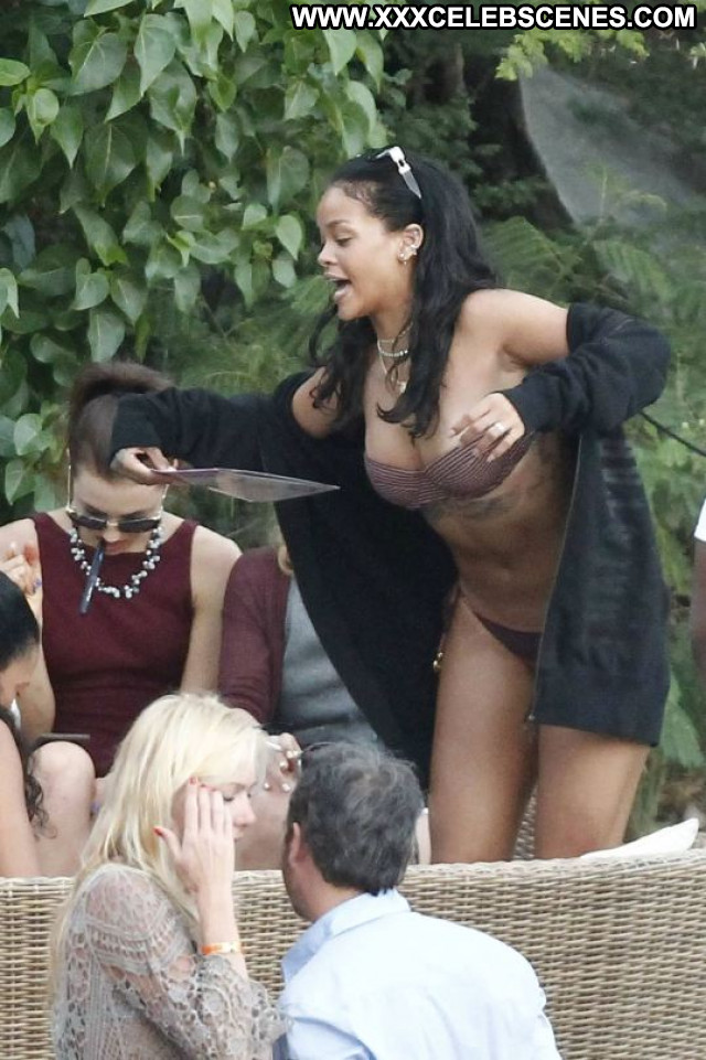 Rihanna No Source Bikini Candids Beautiful Celebrity Posing Hot Babe