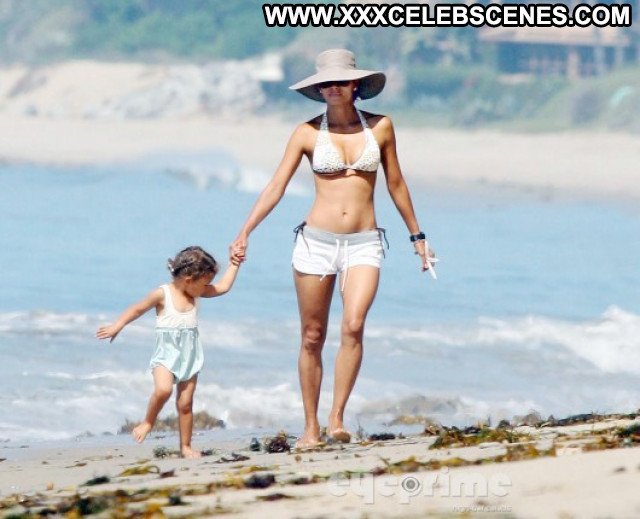 Halle Berry The Beach Beautiful Posing Hot Bikini Paparazzi Babe