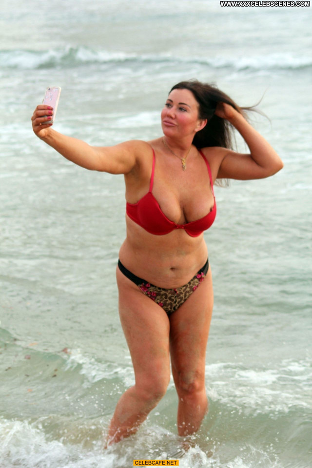 Lisa Appleton No Source Babe Celebrity Posing Hot Spain Nipple Slip